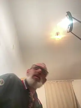 crisfootlicker's Webcam Show