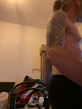 crisfootlicker webkamerás műsora