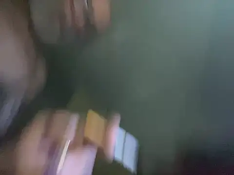 crisfootlicker Show in webcam