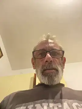 crisfootlicker's Webcam Show