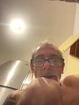 crisfootlicker Show Webcam