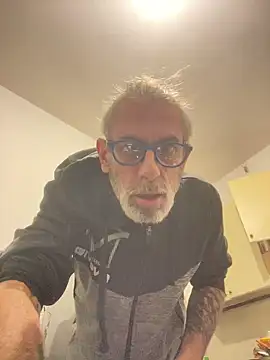 Webkamerová show crisfootlicker
