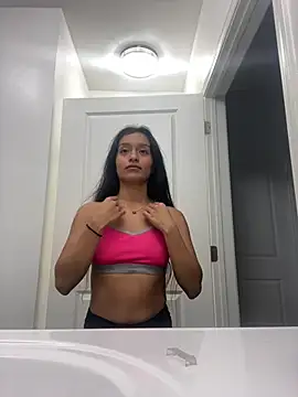 Leslycherry élő XXX-chatje