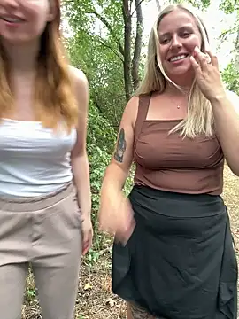 Show modela FayeFlame na web-kameri