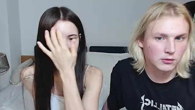 ChrisEva's Live XXX Chat