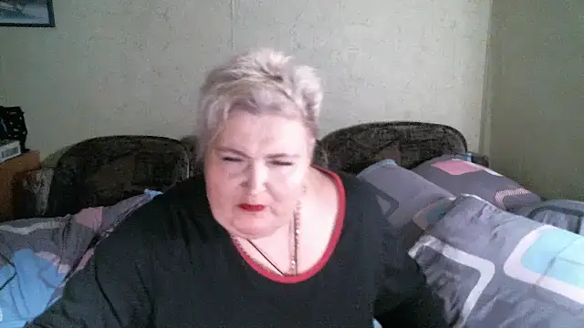 Lana555 Show in webcam