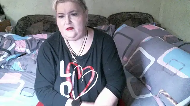 Lana555 লাইভ XXX চ্যাট