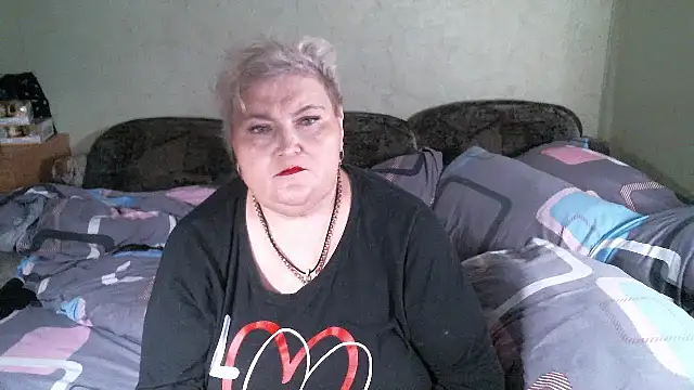 Lana555 现场XXX聊天