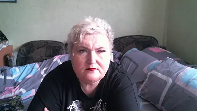 Lana555 现场XXX聊天