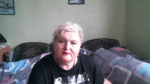 Lana555 Show in webcam