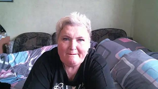 Lana555's Live XXX Chat