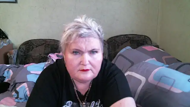 Lana555's Live Chat Room