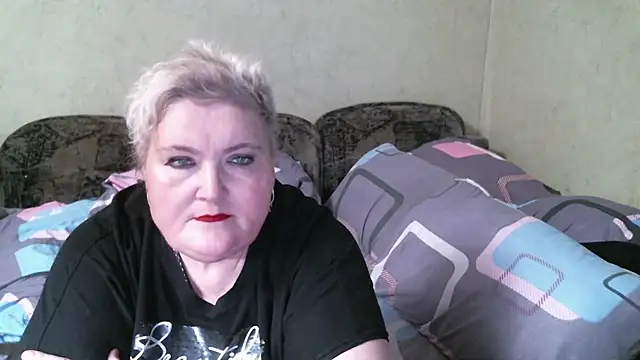 Lana555's Live Chat Room