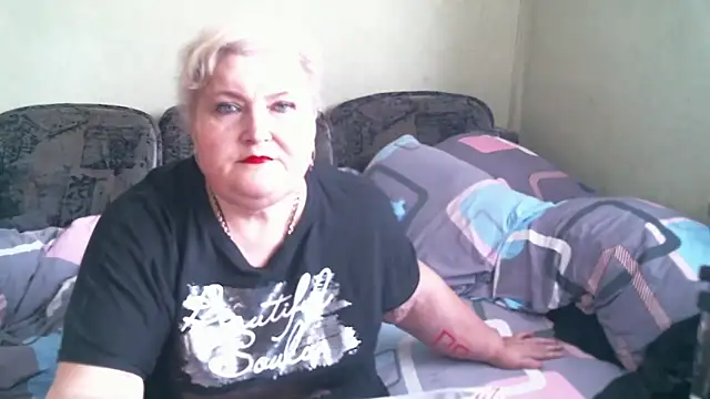 Lana555's Live XXX Chat