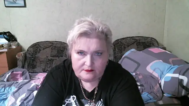 Lana555's Live Chat Room