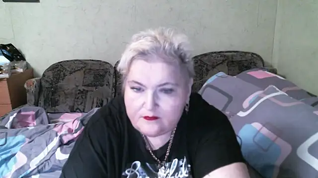 Lana555's Live Chat Room