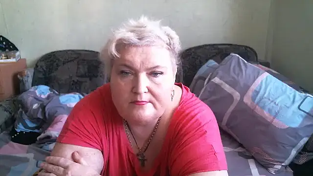 Show modela Lana555 na web-kameri