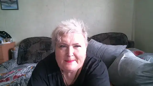 Lana555 élő XXX-chatje