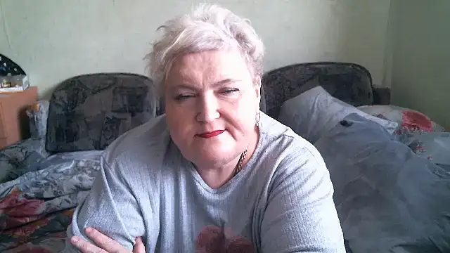 Lana555 现场XXX聊天