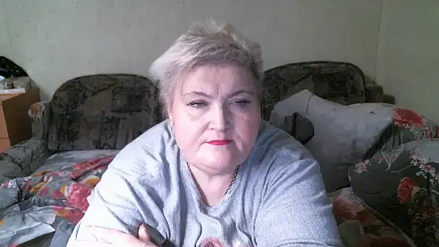 Lana555: онлайн-секс-чат
