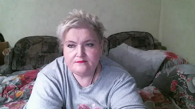 Lana555 Show in webcam