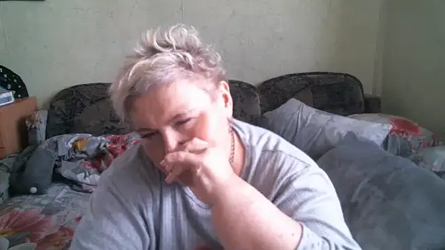 Lana555: онлайн-секс-чат