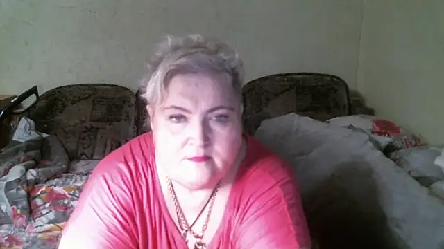 Show modela Lana555 na web-kameri