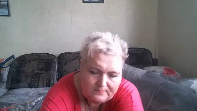 Lana555 Adlı Modelin Canlı XXX Sohbeti