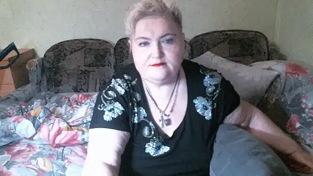 Lana555 Adlı Modelin Canlı XXX Sohbeti