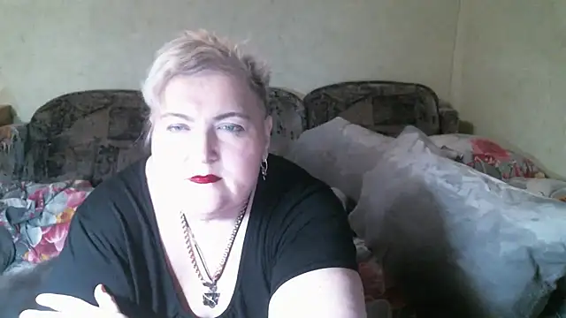 Lana555's Live XXX Chat
