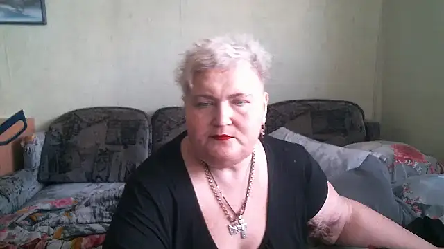 Lana555 现场XXX聊天