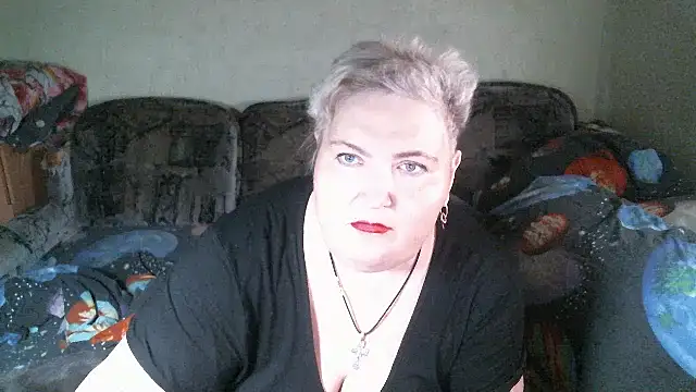 Lana555 লাইভ XXX চ্যাট