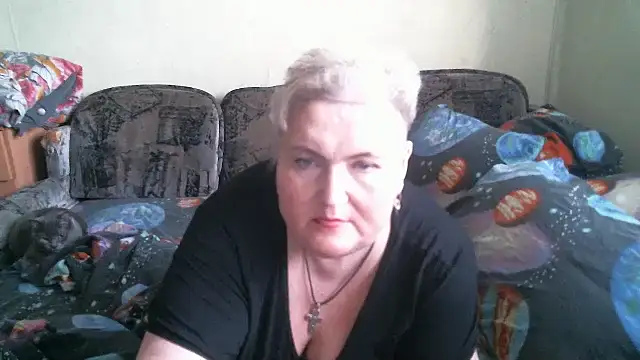 Lana555's Live XXX Chat
