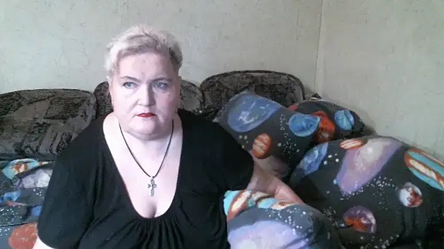 Lana555's Live XXX Chat