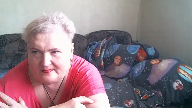 Lana555 Adlı Modelin Canlı XXX Sohbeti