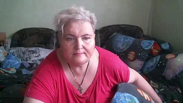 Lana555: онлайн-секс-чат
