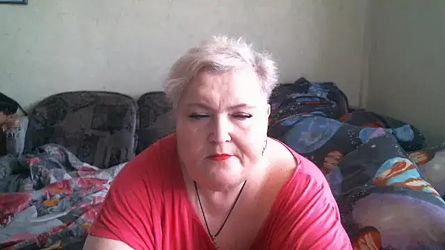 Lana555: онлайн-секс-чат