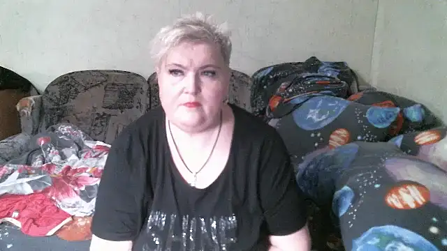 Lana555 Adlı Modelin Canlı XXX Sohbeti
