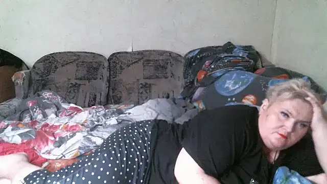 Lana555 Adlı Modelin Canlı XXX Sohbeti