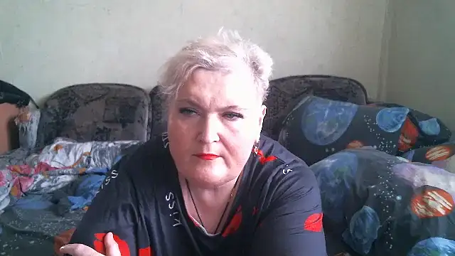 Lana555 Adlı Modelin Canlı XXX Sohbeti