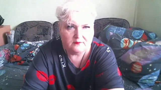 Lana555 Adlı Modelin Canlı XXX Sohbeti