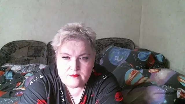 Lana555 Adlı Modelin Canlı XXX Sohbeti
