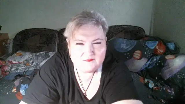 Lana555 即時 XXX 聊天