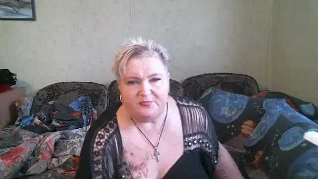 Lana555 现场XXX聊天