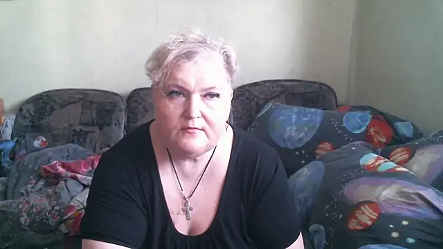 Lana555 Adlı Modelin Canlı XXX Sohbeti