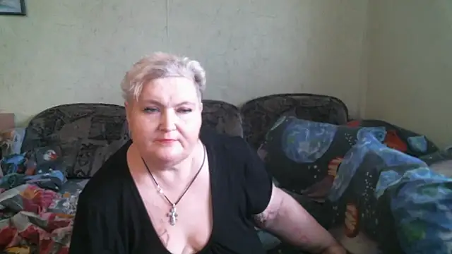 Lana555 লাইভ XXX চ্যাট