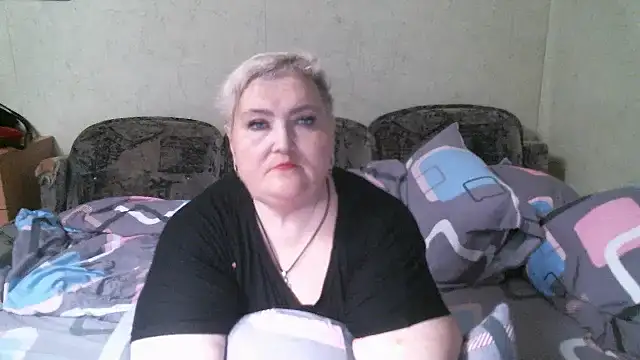 Lana555 Adlı Modelin Canlı XXX Sohbeti