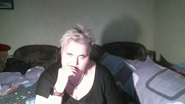 Chatroom XXX en direct de Lana555