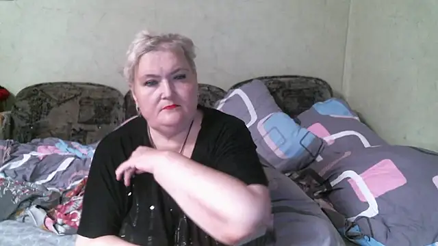 Lana555 Adlı Modelin Canlı XXX Sohbeti