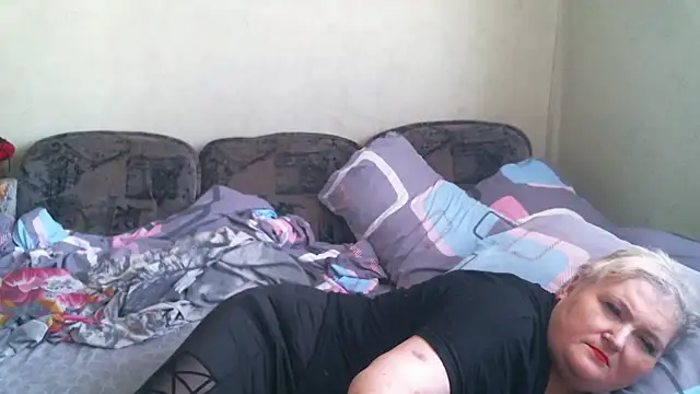 Lana555 即時 XXX 聊天